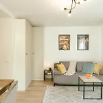 Apartment Jana Pawla 55 - Bardzo Wygodne W Centrum Warszawy - Better *
